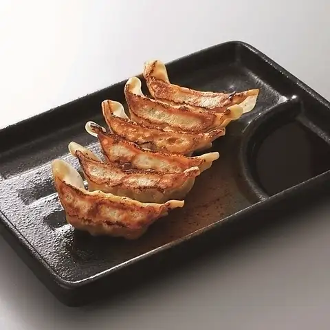 The popular "Hakkenden Gyoza"