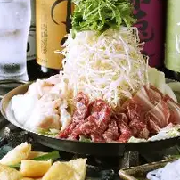 お勧めNo.1☆名物の鉄板鍋を楽しむ【名物コース】飲み放題付き♪クーポン利用で5000円→4500円