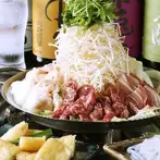 在不公开的秘制高汤中加入大量内脏和新鲜蔬菜的韩式寿喜烧☆