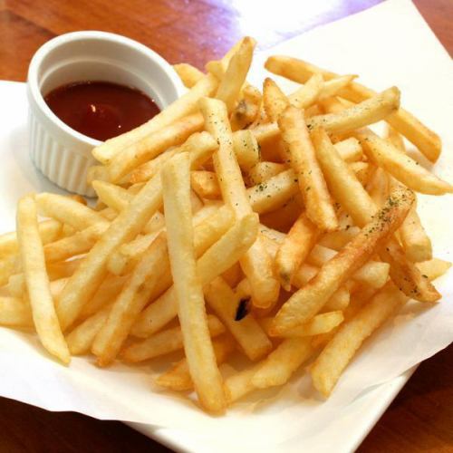 普通のポテトフライ