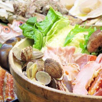 [Luxury Seafood Hot Pot Course] Seafood Chanko Hot Pot + Five Kinds of Sashimi (8 dishes total) 4,980 yen