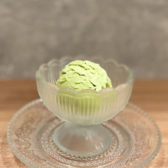 冰淇淋烤开心果（锥形或杯形）