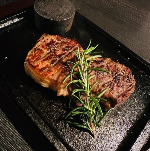 鉄板グリルステーキ