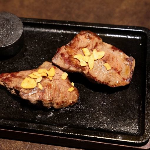 希少部位【鉄板牛ブレードミートステーキ食べ放題付】ライトプラン2時間・食べ放題コース 3800円