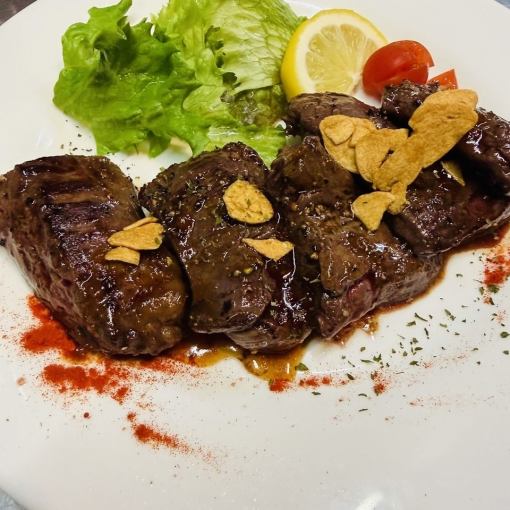 조금 사치스럽게【엄선 소 맥미 스테이크】【레어 햄버거+소 스테이크 뷔페 2시간】5000엔