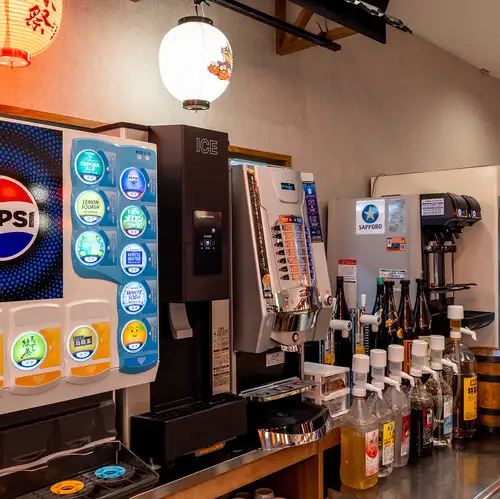 飲み放題はセルフメイクでお好きなお酒をお愉しみいただけます♪