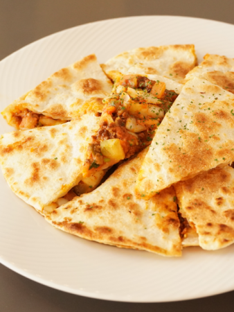 ケサディーヤ(スパイシーミート) FULL