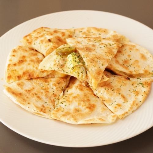 ケサディーヤ(ツナとハラペーニョ) FULL