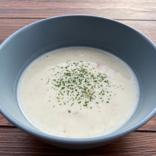 CLAM CHOWDER