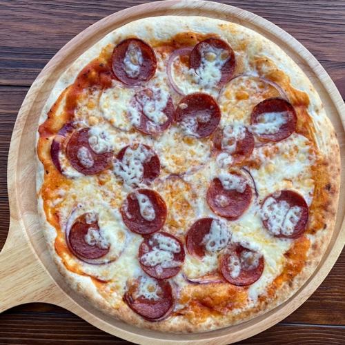 GARLIC SALAMI PIZZA