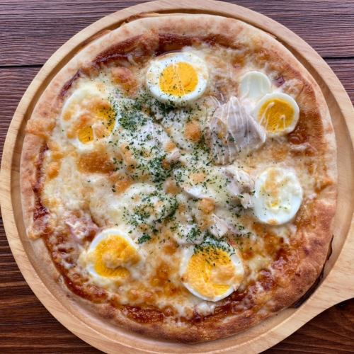 BBQ CHICKEN EGG PIZZA（烧烤鸡肉鸡蛋披萨）