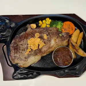SIRLOIN STEAK(サーロインステーキ) 200g