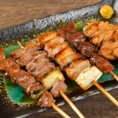 焼きモツ＜塩・タレ＞　各