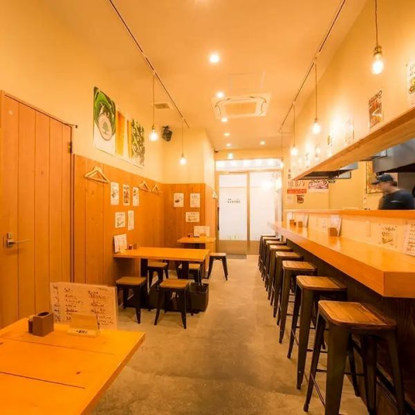 【貸切◎最大26名様】店舗丸ごと貸切！大人数でご宴会も◎店舗を丸ごと貸切って、パーティーやご宴会大歓迎です！最大26名様まで対応可能！ご予算や人数など、お気軽にご相談ください。大人数でにぎやかに、お食事をお楽しみください。
