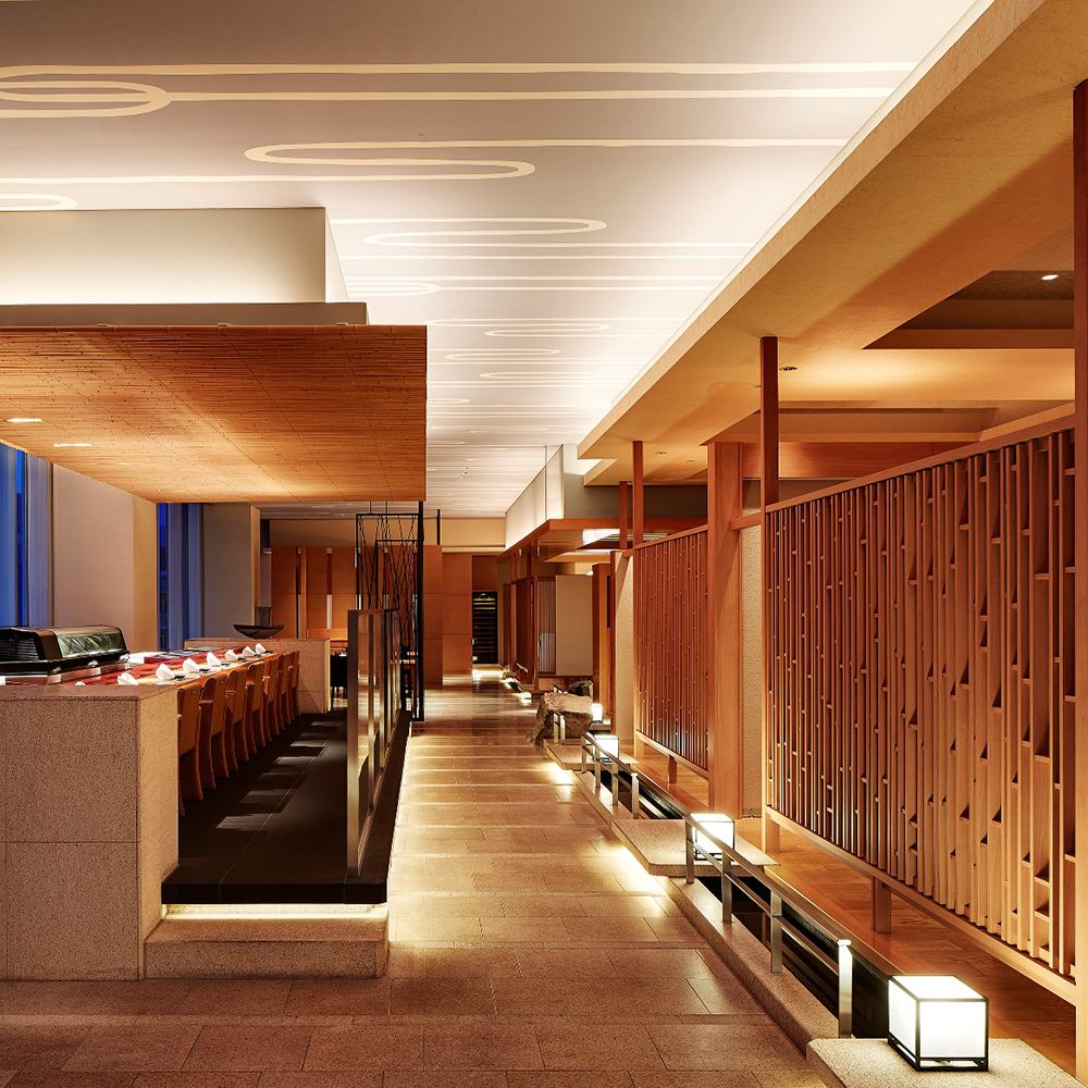 From authentic kaiseki meals to sushi and teppanyaki courses, private rooms are also available free of charge.