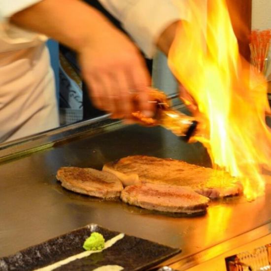 厳選した国産黒毛和牛を鉄板焼きで贅沢に◎フィレやサーロイン♪