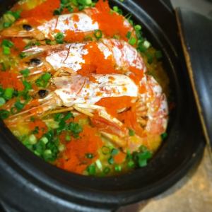 Red shrimp clay pot paella (it will take about 30 minutes)