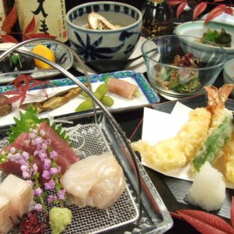 Seasonal Kaiseki Cuisine ☆ [Popular Kaiseki Course] 10 dishes in total ≪Kinugasa Course≫ 7,700 yen (tax included)