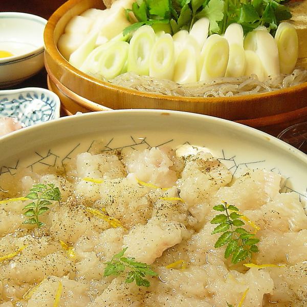 Osaka's summer specialties: Conger eel sukiyaki and conger eel chirinabe