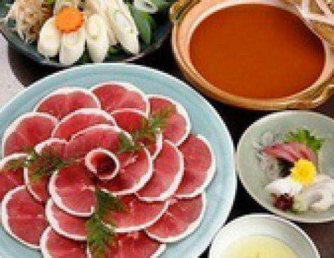 鍋の恋しい季節に自慢のぼたん鍋はいかが?大阪市内では珍しく一度食べたらクセになるかも!〆は自慢の雑炊で