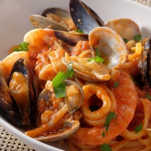 【パスタ】麺からこだわった海鮮スパゲッティにも舌鼓を♪