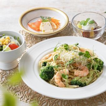 平日ランチ限定！日替わりパスタセット