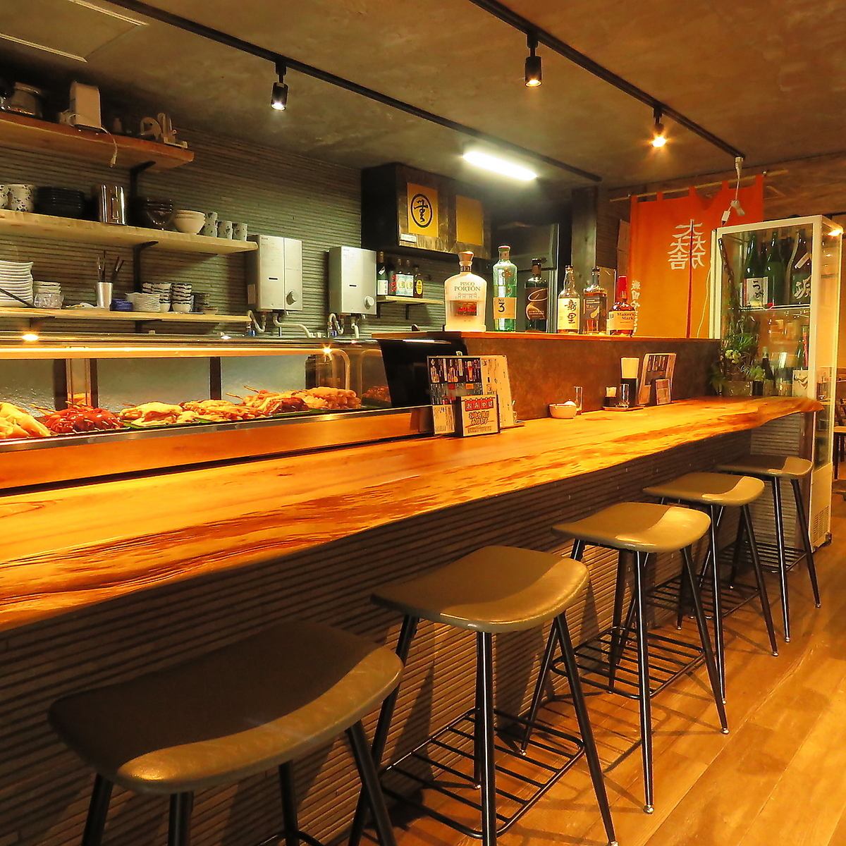 お１人様歓迎！当店自慢のとり串と美酒でおもてなし♪