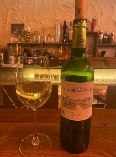 厳選したワインを種類豊富に取り揃えています◎