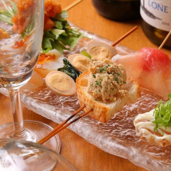 1 drink + 3 items such as chicken tataki lunch ⇒ 1000 yen Single drink all-you-can-eat 1500 yen ~