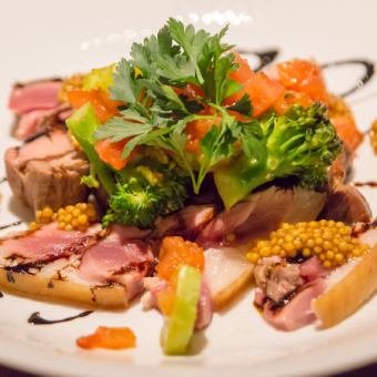 【◆和你的另一半一起】“Corso B”~包含主菜在内的7道菜品,均由主厨精心烹制/10,000日元(含税)