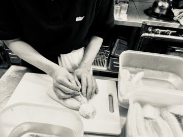 【本日は臨時営業】