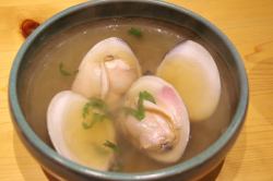 Clams steamed in sake