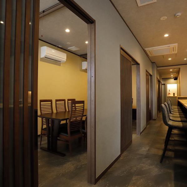 [Completely equipped with private rooms] We have private room seats that are ideal for small banquets.There is also a great banquet course, so please feel free to contact us.