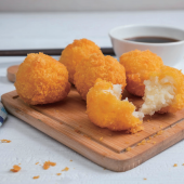 タコのから揚げ/チーズボール(3個)　各