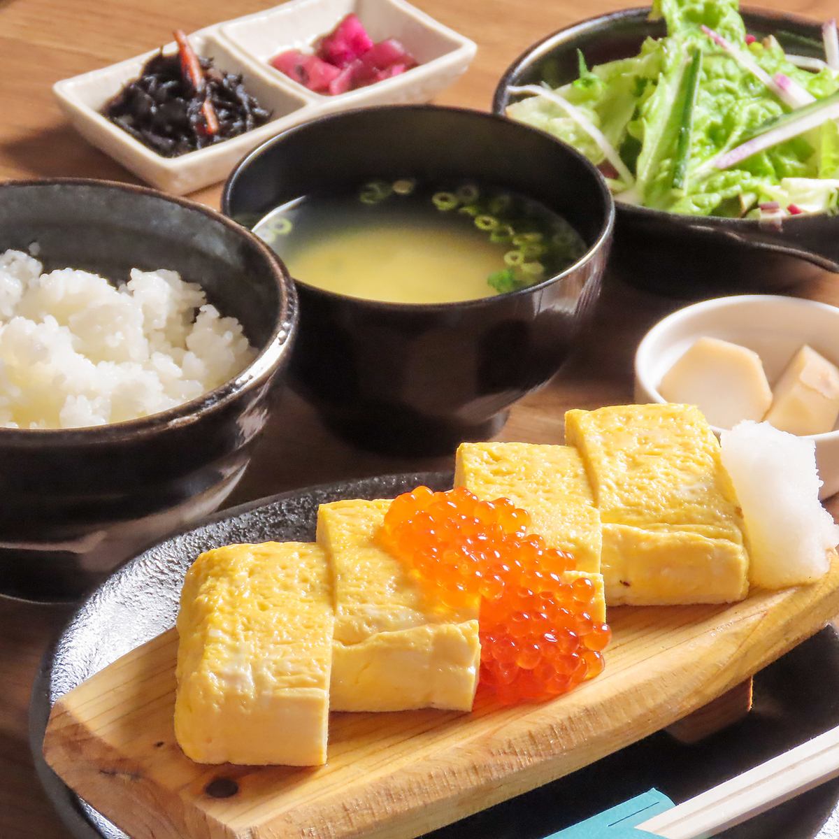地場食材を使用した週替わりランチもご用意しております♪