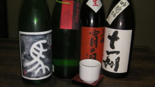 A rich variety of local sake and authentic shochu ◎