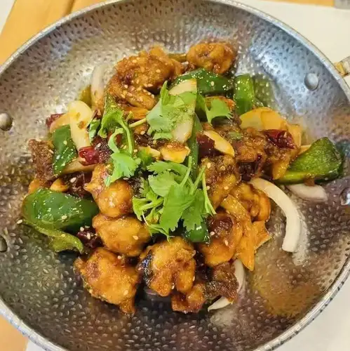 アヒル季節野菜唐辛子のスパイシー煮込み