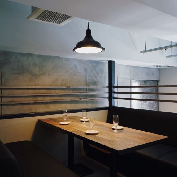 [Second floor seating is available for private use ◎] With three tables that seat four people, this is an open space that can accommodate up to 12 people.Great for company parties, girls' nights, reunions, and more!