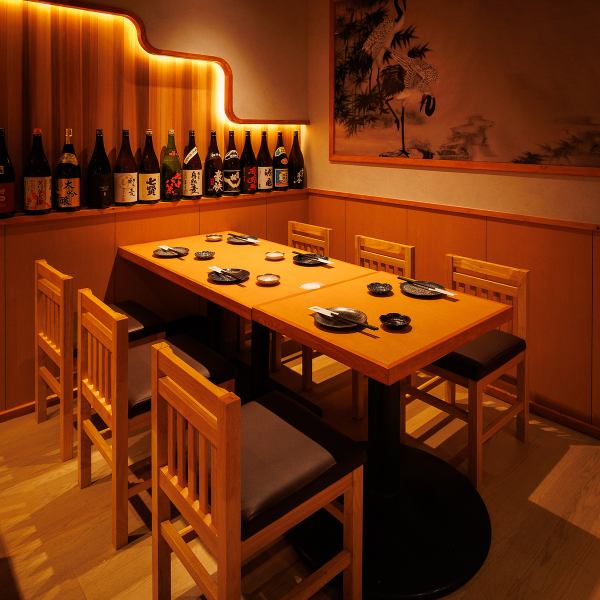 新橋で特別な夜を過ごすなら、当店こだわりの和空間個室でちょっぴり贅沢なお食事をお楽しみください。お連れ様にもご満足いただけること間違いなしです。落ち着いた和の雰囲気で、デートや記念日にもおすすめです。当店スタッフ一同心よりおもてなしをさせていただきます。