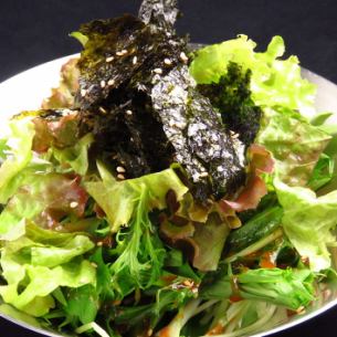 Choregi salad (spicy dressing)