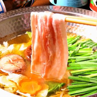 [Delicious until the end! Agu pork hotpot course] 8 dishes, 120 minutes of all-you-can-drink included ⇒ 5,500 yen (tax included)