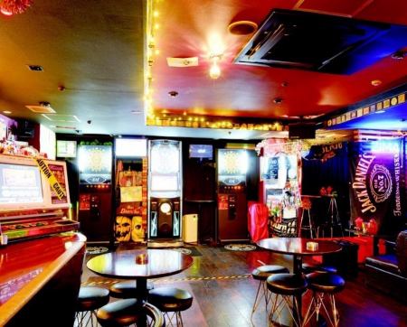 Karaoke, darts, all-you-can-drink course from 2800 yen