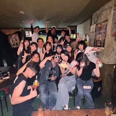 香檳服務♪工作人員也會慶祝！