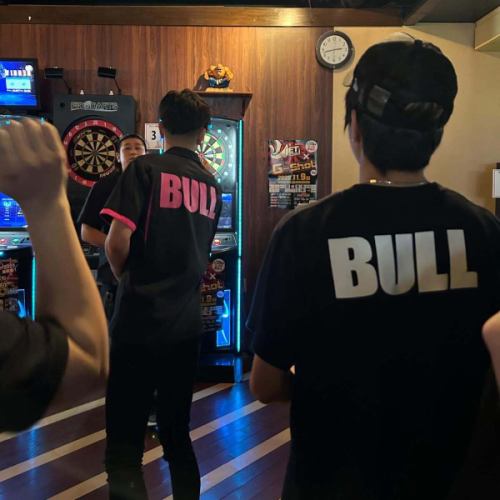 こんばんは！🌼

本日はG-shotお疲れ様でした！🎯
みなさん普段の練習の成果を披露できましたか？
わたしは練習の時より入ってました🤣

まだ悔しい結果で終わってる方もいると
思うのでそんな方はダーツバーBULLで練習して
次回の大会に備えましょう👍💞

それではお待ちしております🌟

#ダーツバーブル
#ダーツバー
#片町ダーツ
#金沢ダーツ
#石川ダーツ
#片町ナイトライフ
#金沢ナイトライフ
#ダーツ好き
#友達とダーツ
#ダーツ上達
#ダーツ初心者
#金沢バー
#片町バー
#ダーツコミュニティ
#ダーツ女子
#ダーツ男子
#ダーツ練習
#金沢喫煙
#片町喫煙
#金沢スポーツバー
#片町で遊ぶ
#金沢の夜