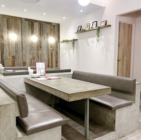 大きいソファー席をご用意！ゆっくり、落ち着いた空間♪