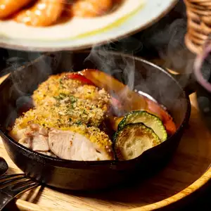 あべどりの香草パン粉焼き ～特製マスタードソース～