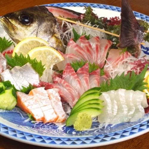 ぎりぎりまで活かしたお魚は驚きの新鮮さ！ご堪能下さい