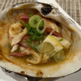 Grilled surf clams in butter and soy sauce