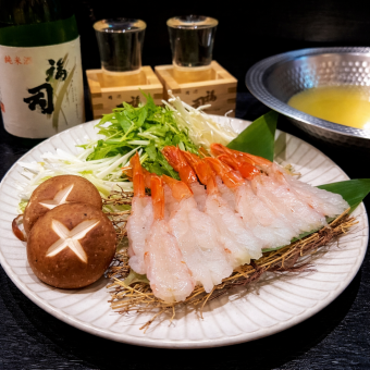 Shrimp shabu-shabu (reservations required)