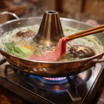 [Four-Type Meat Shabu-Shabu Tasting Set] Beef Tongue, Lamb, Hokkaido Pork, Hokkaido Beef - A Luxurious Course with 120-Minute All-You-Can-Drink Included